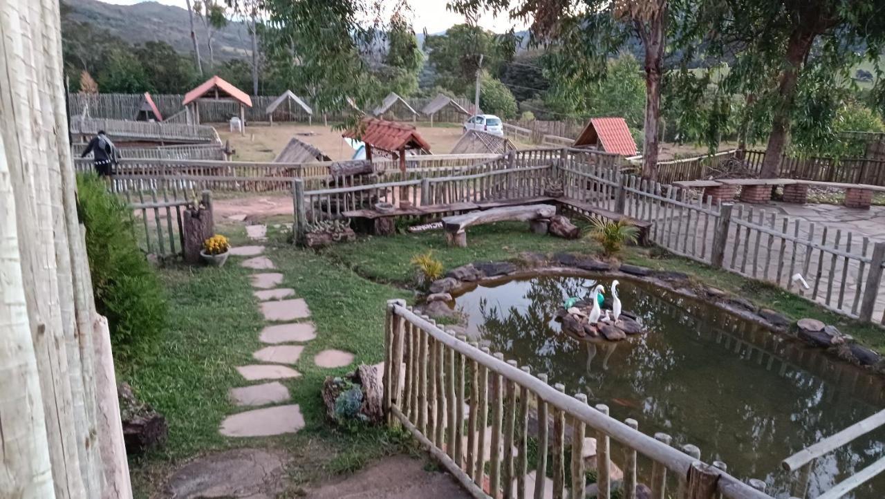 Chales E Camping Do Robinho 1 Sao Tome das Letras Exterior photo