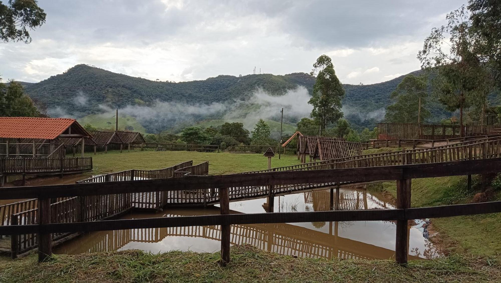 Chales E Camping Do Robinho 1 Sao Tome das Letras Exterior photo